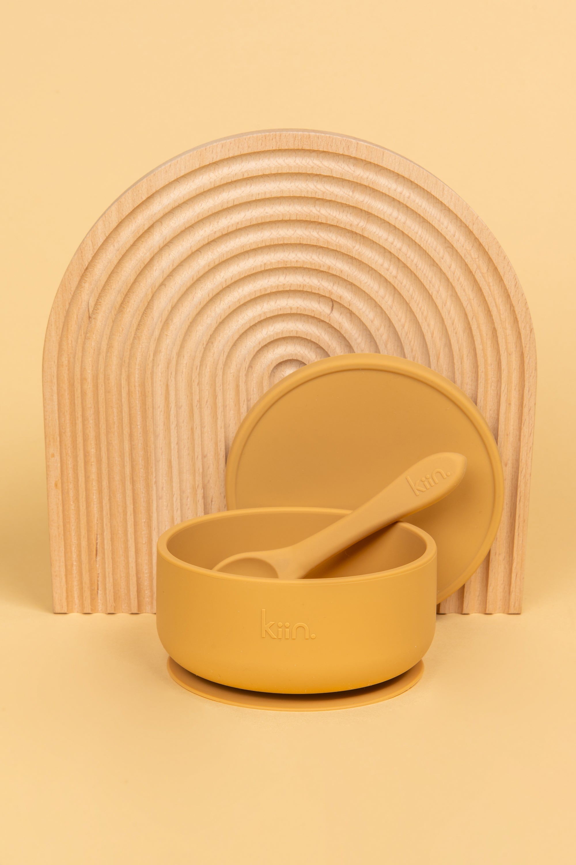 Kiin Silicone Suction Bowl with Lid + Spoon Set