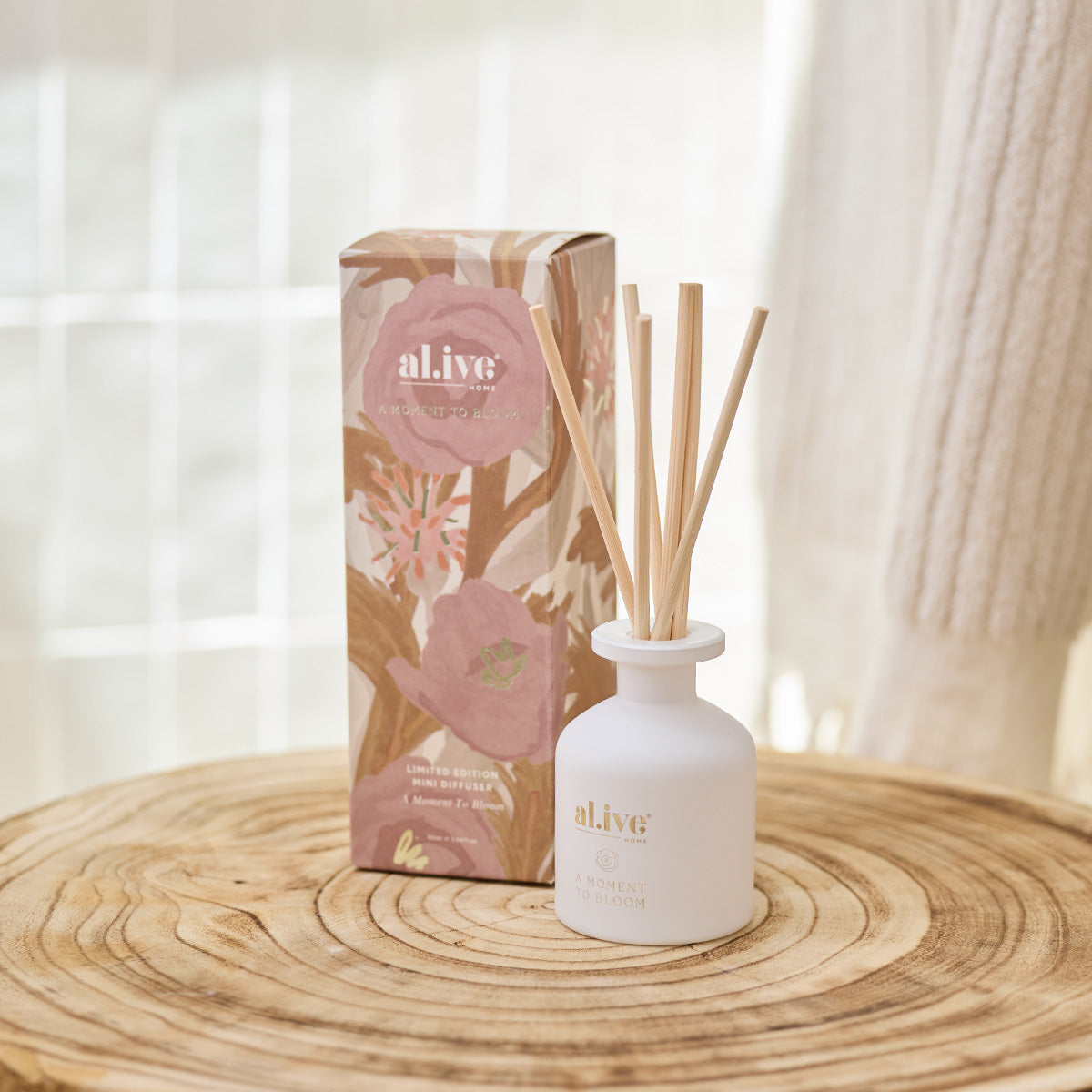al.ive Mini Diffuser - a moment to bloom