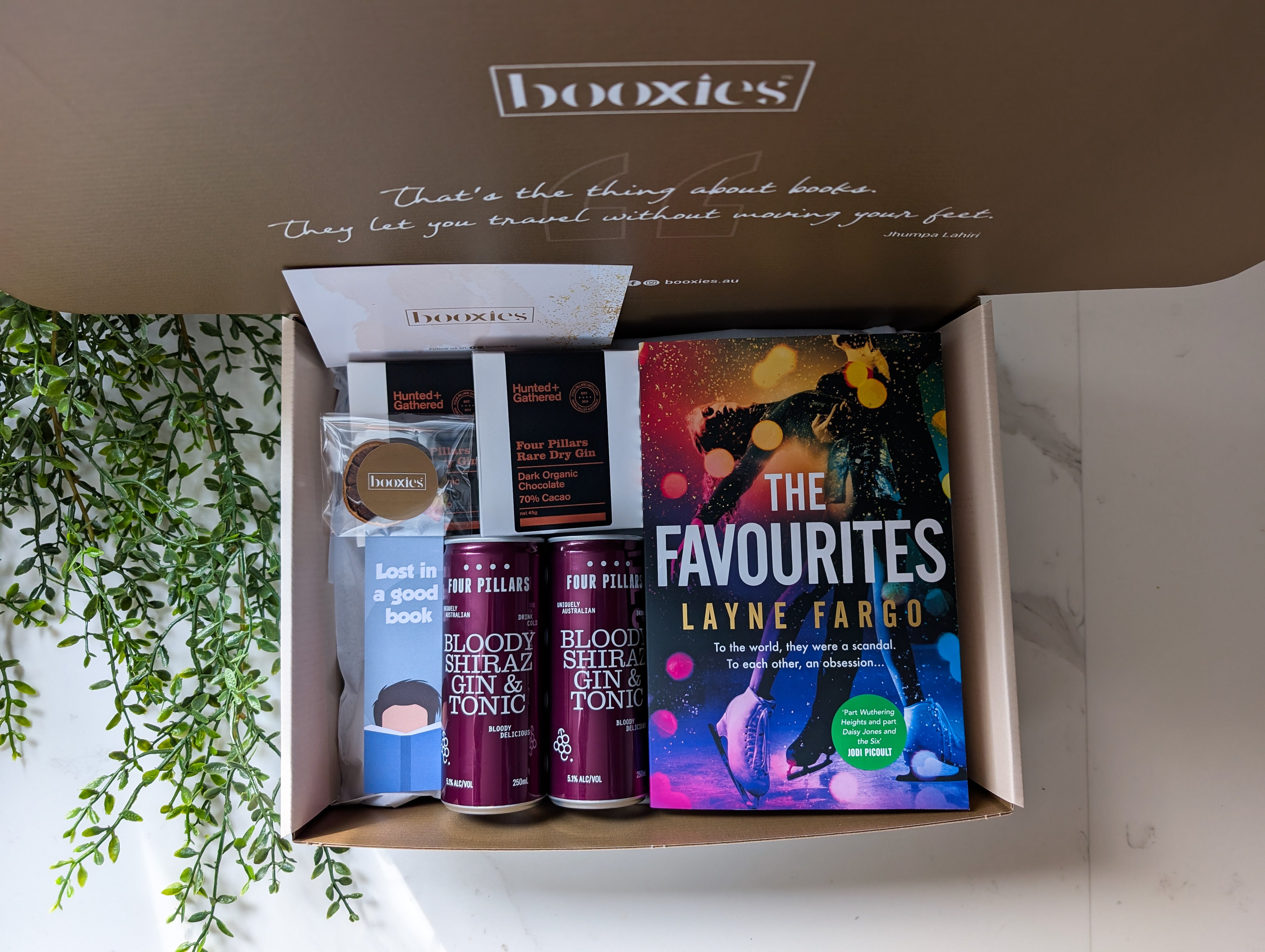 Gin, Tonic N books booxies gift box includes a book from your favourite genre, 2x bloody shiraz gin & tonic, 2 gin infused chocolate, bookmark, garnish and greeting card